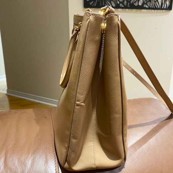 Prada Lux Saffiano Tote Beige - Picture 3 of 16